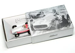 Schuco Piccolo Mercedes Benz 2,5 Liter Rennwagen "Mercedes Benz Museum - Collection Classic" -Schuco 101003 schuco piccolo mercedes benz 25 liter rennwagen mercedes benz museum collection classic 6