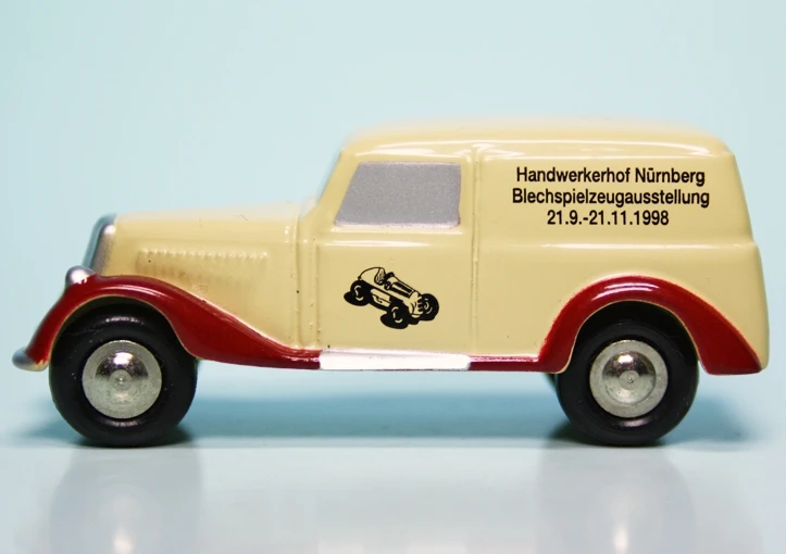 Schuco Piccolo Mercedes Benz 170V Kastenwagen "Handwerkerhof" 4 Schuco Piccolo Mercedes Benz 170V Kastenwagen "Handwerkerhof" – Bild 4