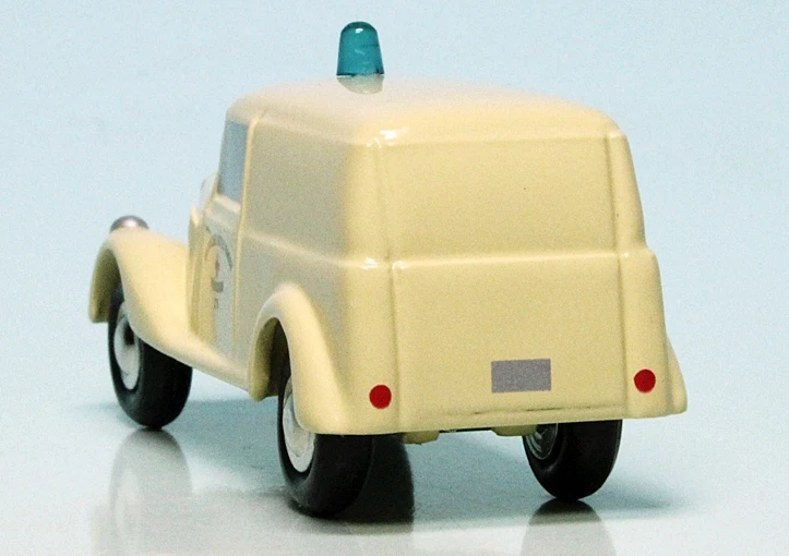Schuco Piccolo Mercedes Benz 170V Kastenwagen "Deutsches Rotes Kreuz Präsidium" 5 Schuco Piccolo Mercedes Benz 170V Kastenwagen "Deutsches Rotes Kreuz Präsidium" – Bild 5
