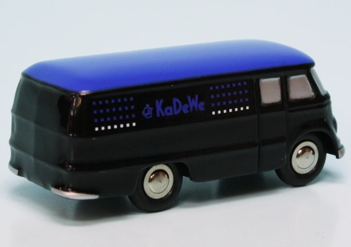 Schuco Piccolo Mercedes Benz L 319 D Kastenwagen "KaDeWe" 2 Schuco Piccolo Mercedes Benz L 319 D Kastenwagen "KaDeWe" – Bild 2