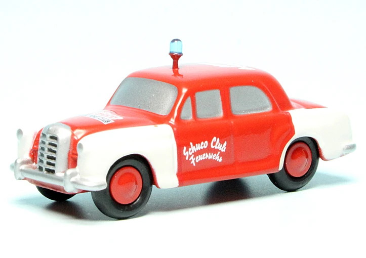 Schuco Piccolo Mercedes Benz 180 Ponton Limousine Feuerwehr "Schuco Sammlertreffen 2011" 1 Schuco Piccolo Mercedes Benz 180 Ponton Limousine Feuerwehr "Schuco Sammlertreffen 2011"