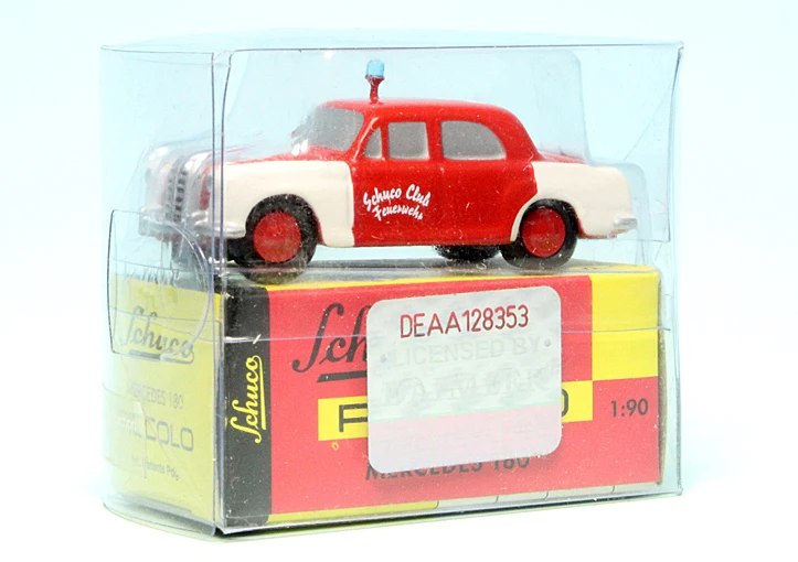 Schuco Piccolo Mercedes Benz 180 Ponton Limousine Feuerwehr "Schuco Sammlertreffen 2011" 7 Schuco Piccolo Mercedes Benz 180 Ponton Limousine Feuerwehr "Schuco Sammlertreffen 2011" – Bild 7