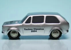 Schuco Piccolo VW Golf I GTI "30 Jahre VW Golf" -Schuco 102118 schuco piccolo vw golf i gti 30 jahre vw golf 3