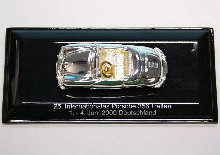 Schuco Piccolo Porsche 356 A Cabriolet "25. Int. Porsche 356 Treffen 1.-4. Juni 2000" 6 Schuco Piccolo Porsche 356 A Cabriolet "25. Int. Porsche 356 Treffen 1.-4. Juni 2000" – Bild 6
