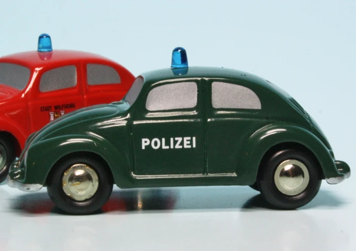 Schuco Piccolo Set "Volkswagen Special Edition 2003 - Historische Einsatzfahrzeuge" 4 Schuco Piccolo Set "Volkswagen Special Edition 2003 - Historische Einsatzfahrzeuge" – Bild 4