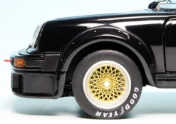 Schuco Porsche 934 RSR Rennwagen -Schuco 450034300 schuco porsche 934 rsr rennwagen 3