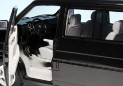 Schuco VW T4b Bus Caravelle -Schuco 450041600 schuco vw t4b bus caravelle 3