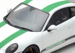 Schuco Porsche 911 R (991) (2016) 6 Schuco Porsche 911 R (991) (2016) -Schuco 450046900 schuco porsche 911 r 991 2016 2
