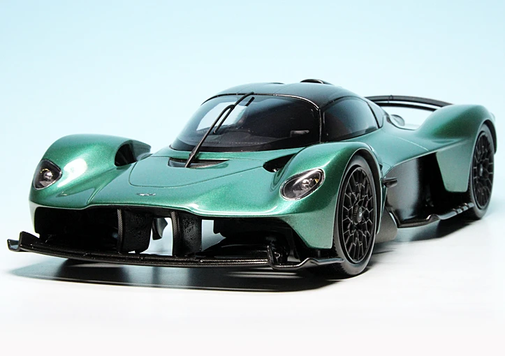 Schuco Aston Martin Valkyrie (2021) 3 Schuco Aston Martin Valkyrie (2021) – Bild 3