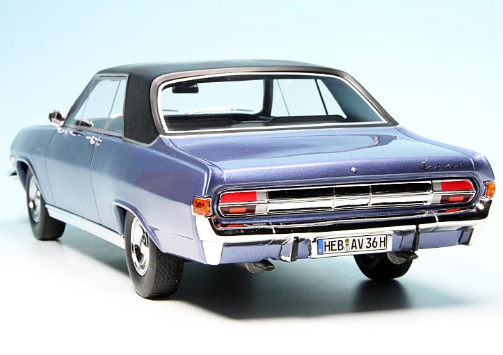 Schuco Opel Diplomat A Coupé 6 Schuco Opel Diplomat A Coupé – Bild 6