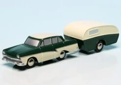 Schuco Piccolo Ford Taunus 17M Mit Wohnwagen