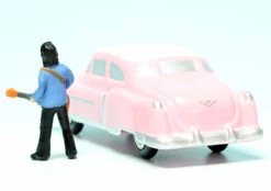 Schuco Piccolo Cadillac Eldorado "The King Of Rock'n Roll" 10 Schuco Piccolo Cadillac Eldorado "The King Of Rock'n Roll" -Schuco 450143400 schuco piccolo cadillac eldorado the king of rockn roll 4