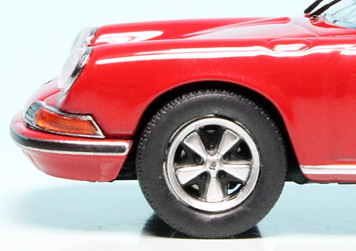 Schuco Porsche 911 S Coupé "Skiurlaub" 4 Schuco Porsche 911 S Coupé "Skiurlaub" – Bild 4