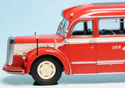 Schuco Mercedes Benz O 6600 Reisebus "Der Reiseliebling" -Schuco 450274900 Schuco Mercedes Benz O 6600 Reisebus Der Reiseliebling 4