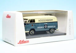 Schuco VW T1b Bulli Kastenwagen "VW-Porsche Hoogenboom" 13 Schuco VW T1b Bulli Kastenwagen "VW-Porsche Hoogenboom" -Schuco 450290700 schuco vw t1b bulli kastenwagen vwporsche hoogenboom 6