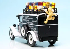 Schuco Mercedes Benz L1000 Express Kastenwagen "Schuco Christmas Special 2017" -Schuco 450292700 schuco mercedes benz l1000 express kastenwagen schuco christmas special 2017 5