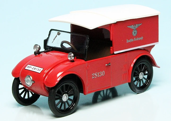 Schuco Hanomag Kommissbrot Kastenwagen "Deutsche Reichspost" 1 Schuco Hanomag Kommissbrot Kastenwagen "Deutsche Reichspost"