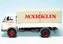 Schuco Mercedes Benz LP911 Pritsche/Plane "Märklin" -Schuco 450309900 schuco mercedes benz lp911 pritscheplane maerklin 4