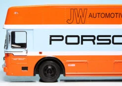 Schuco Mercedes Benz O 317 K Renntransporter "Team Porsche-Gulf Racing" 10 Schuco Mercedes Benz O 317 K Renntransporter "Team Porsche-Gulf Racing" -Schuco 450372800 schuco mercedes benz o 317 k renntransporter team porschegulf racing 3