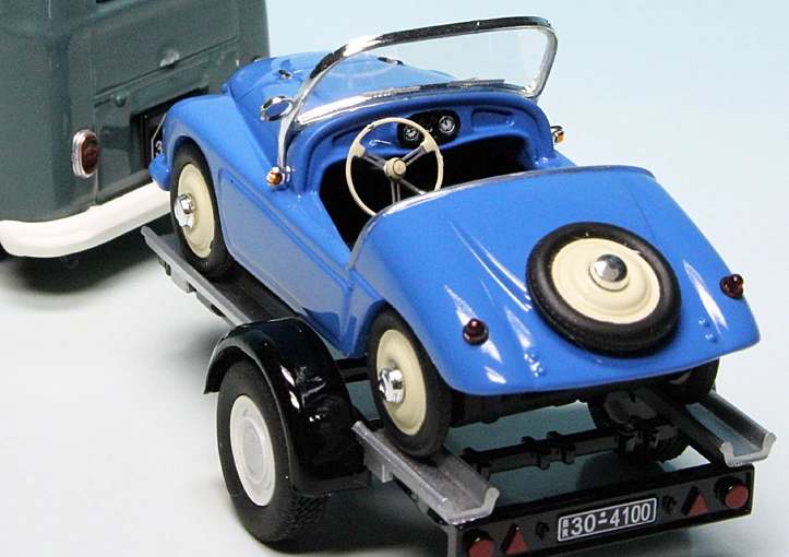 Schuco VW T1 Bulli Kastenwagen Mit PKW-Anhänger Und Kleinschnittger F125 "Kleinschnittger-Werke" 5 Schuco VW T1 Bulli Kastenwagen Mit PKW-Anhänger Und Kleinschnittger F125 "Kleinschnittger-Werke" – Bild 5