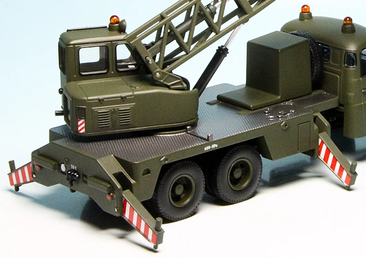 Schuco Tatra T148 6X6 Kranwagen "Armáda Ceské Republiky ACR" 5 Schuco Tatra T148 6X6 Kranwagen "Armáda Ceské Republiky ACR" – Bild 5