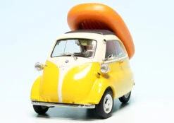 Schuco BMW Isetta 250 Export "Ab An Den Wannsee 1957" -Schuco 450376700 schuco bmw isetta 250 export ab an den wannsee 1957 2