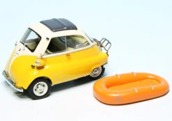 Schuco BMW Isetta 250 Export "Ab An Den Wannsee 1957" -Schuco 450376700 schuco bmw isetta 250 export ab an den wannsee 1957 4