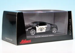 Schuco Audi R8 4.2 FSI V8 Quattro Coupé (2006) "Police - California Highway Patrol" -Schuco 450478600 schuco audi r8 42 fsi v8 quattro coup 2006 police california highway patrol 6