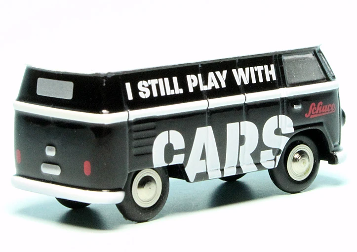 Schuco Piccolo VW T1 Bulli Kastenwagen "Schuco - I Still Play With Cars" 2 Schuco Piccolo VW T1 Bulli Kastenwagen "Schuco - I Still Play With Cars" – Bild 2