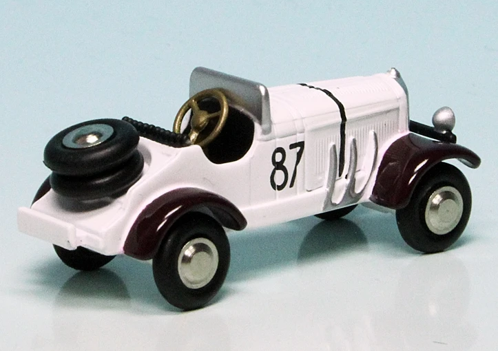 Schuco Piccolo Mercedes Benz SSKL Rennwagen "Mille Miglia 1931" 2 Schuco Piccolo Mercedes Benz SSKL Rennwagen "Mille Miglia 1931" – Bild 2