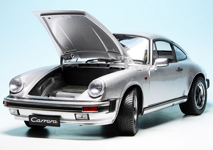 Schuco Porsche 911 Carrera 3.2 Coupé (1989) 3 Schuco Porsche 911 Carrera 3.2 Coupé (1989) – Bild 3