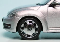 Schuco VW Beetle Coupé (2011) -Schuco 450747100 Schuco VW Beetle Coup 2011 z4