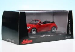Schuco VW Beetle Cabriolet (2012) -Schuco 450747700 Schuco VW Beetle Cabriolet 2012 z7
