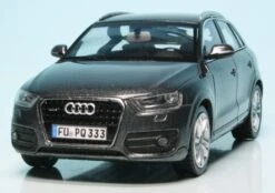 Schuco Audi Q3 (2011) 9 Schuco Audi Q3 (2011) -Schuco 450749200 Schuco Audi Q3 2011 z3