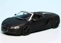 Schuco Audi R8 V10 Spyder (2012) "Concept Black"