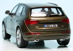 Schuco Audi Q5 (2012) -Schuco 450756100 Schuco Audi Q5 2012 z6