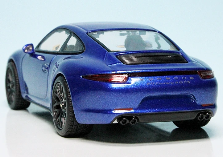 Schuco Porsche 911 Carrera 4 GTS Coupé (991/1) (2014) 6 Schuco Porsche 911 Carrera 4 GTS Coupé (991/1) (2014) – Bild 6