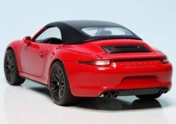 Schuco Porsche 911 Carrera 4 GTS Cabriolet (991/1) (2014) -Schuco 450758600 schuco porsche 911 carrera 4 gts cabriolet 9911 2014 5