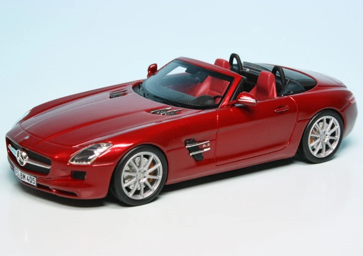 Schuco Mercedes Benz SLS AMG Roadster (A197) (2011) 1 Schuco Mercedes Benz SLS AMG Roadster (A197) (2011)