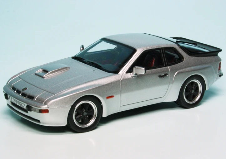 Schuco Porsche 924 Carrera GT (1981) 1 Schuco Porsche 924 Carrera GT (1981)