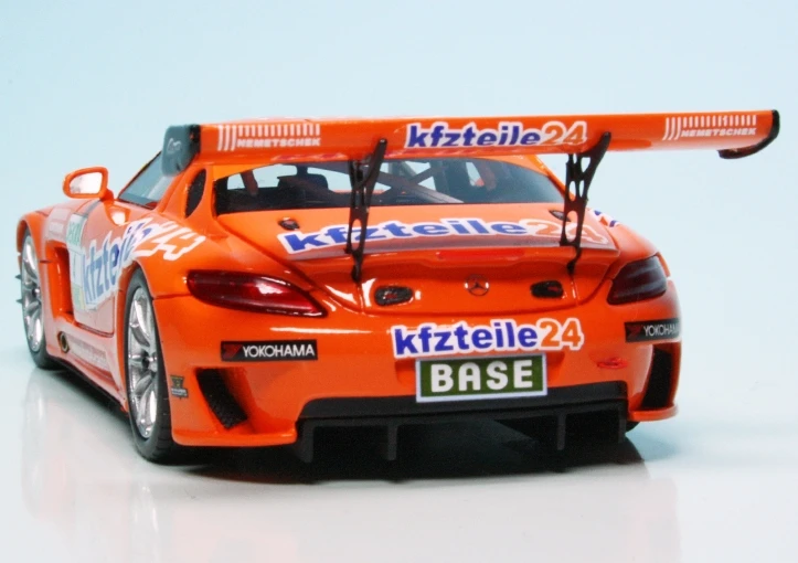 Schuco Mercedes Benz SLS AMG GT3 Coupé Rennwagen (C197) Team MS Racing "kfzteile24" 6 Schuco Mercedes Benz SLS AMG GT3 Coupé Rennwagen (C197) Team MS Racing "kfzteile24" – Bild 6