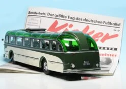 Schuco Magirus-Deutz O6500 Reisebus "Wunder Von Bern" -Schuco 450893600 Schuco Magirus Deutz O6500 Reisebus Wunder von Bern z6