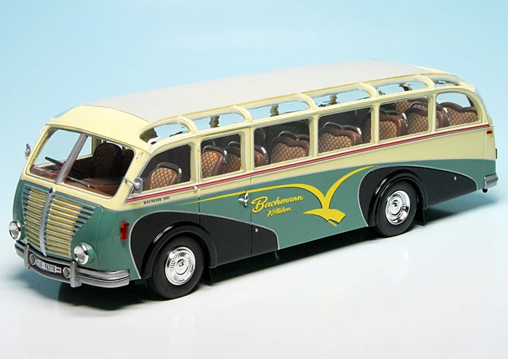 Schuco Saurer 3C-H Reisebus "Bachmann Reisen" 1 Schuco Saurer 3C-H Reisebus "Bachmann Reisen"