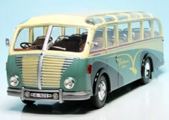 Schuco Saurer 3C-H Reisebus "Bachmann Reisen" 9 Schuco Saurer 3C-H Reisebus "Bachmann Reisen" -Schuco 450900600 Schuco Saurer 3C H Reisebus Bachmann Reisen 359107ca736f28