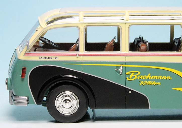 Schuco Saurer 3C-H Reisebus "Bachmann Reisen" 4 Schuco Saurer 3C-H Reisebus "Bachmann Reisen" – Bild 4