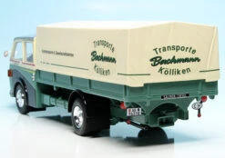 Schuco Saurer 3C-H Pritsche/Plane "Bachmann Transporte" 12 Schuco Saurer 3C-H Pritsche/Plane "Bachmann Transporte" -Schuco 450900700 Schuco Saurer 3C H Pritsche Plane Bachmann Transporte P6