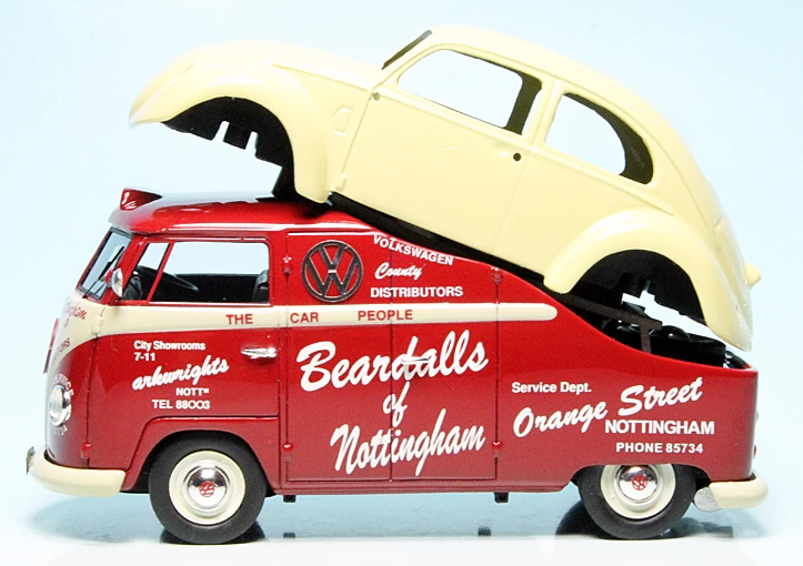 Schuco VW T1a Bulli Mit Brezelkäfer-Karosserie "Volkswagen Beardalls Of Nottingham" 4 Schuco VW T1a Bulli Mit Brezelkäfer-Karosserie "Volkswagen Beardalls Of Nottingham" – Bild 4