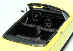 Schuco BMW 2002 Baur-Cabrio -Schuco 450908500 schuco bmw 2002 baurcabrio 4