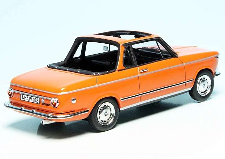 Schuco BMW 2002 Baur-Cabrio 2 Schuco BMW 2002 Baur-Cabrio – Bild 2