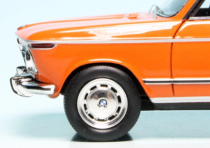 Schuco BMW 2002 Baur-Cabrio 4 Schuco BMW 2002 Baur-Cabrio – Bild 4